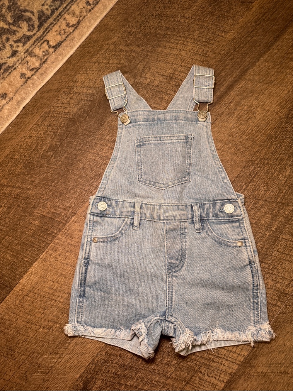 Denim Blue Girls' Short Overalls - Kids Bottoms